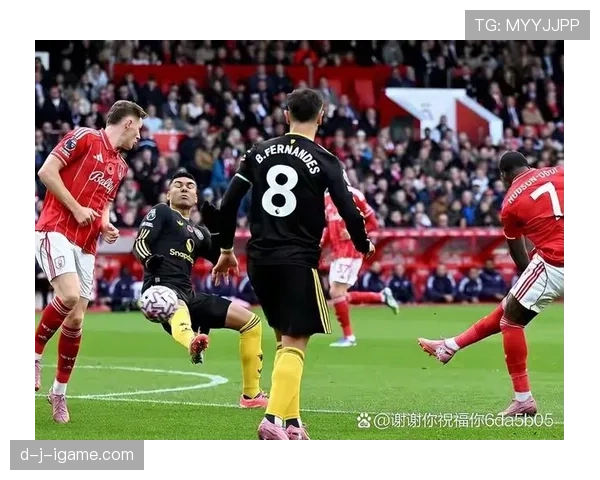 曼联新赛季双管齐下:引援升级与青训新星齐驱并进 曼联新赛季双管齐下:引援升级与青训新星齐驱并进